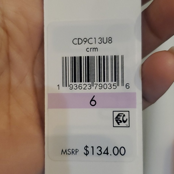 Dress - Picture 9 of 9